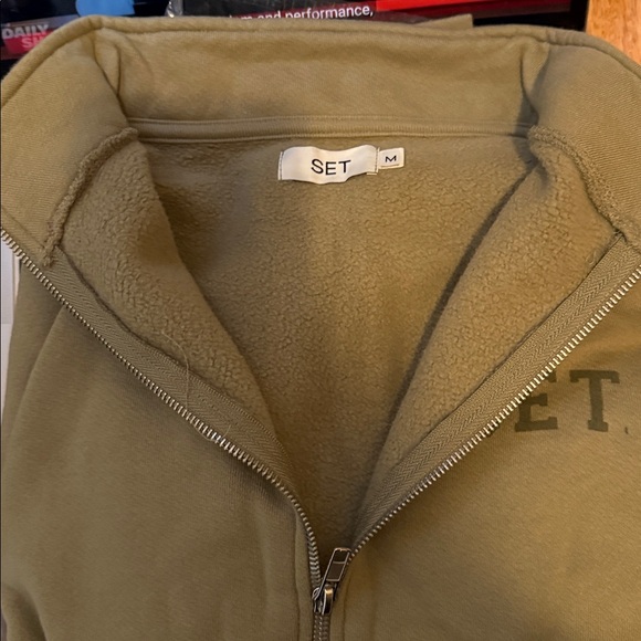 Set Active Midweight Sweats Staple SET Funnel Zip in SURGE, size M - Picture 6 of 6